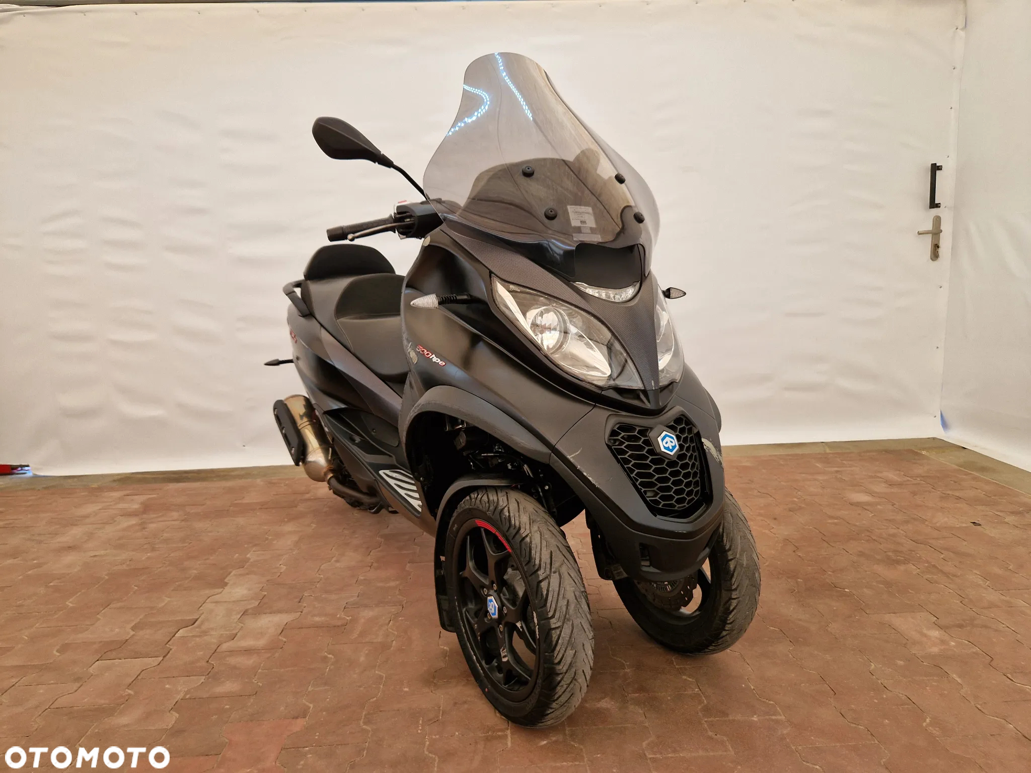 Piaggio MP-3 - 2