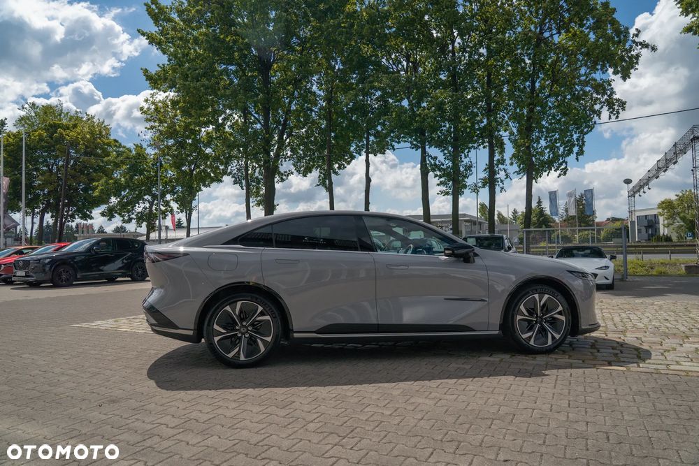 Mazda 6e 68.8kWh Takumi Plus - 9