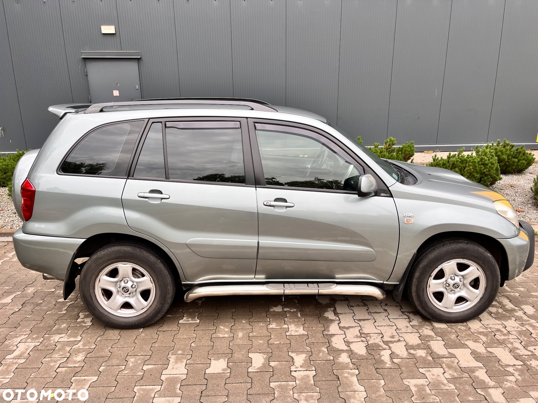 Toyota RAV4 2.0 D-4D 4x4 - 8
