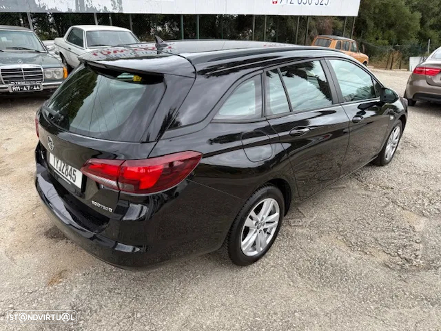 Opel Astra Caravan - 7