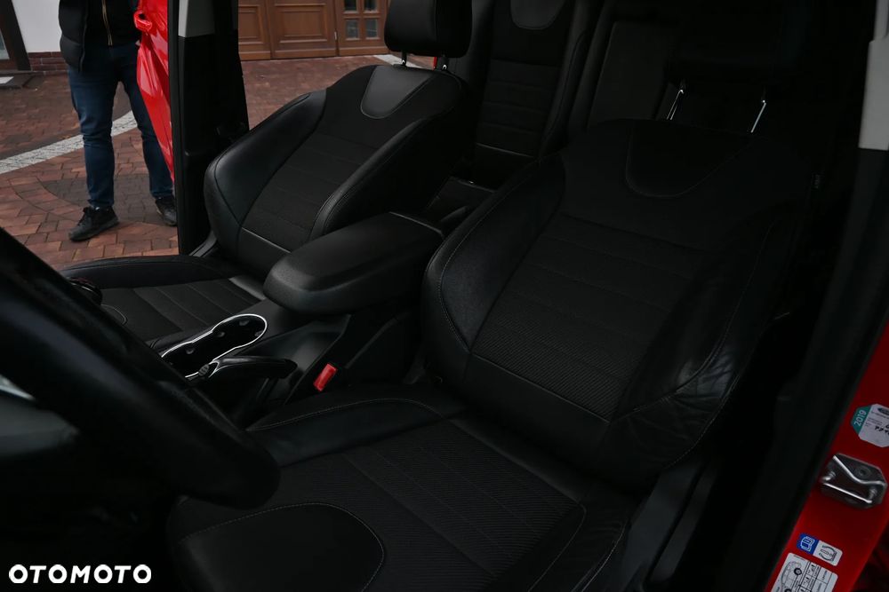 Ford Kuga 1.5 EcoBoost FWD ST-Line ASS - 30