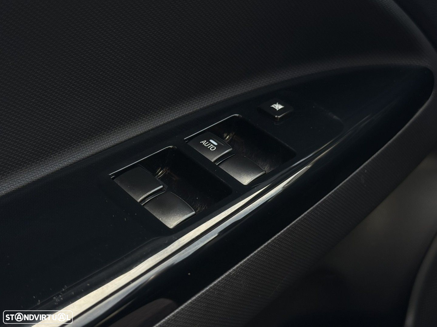 Mitsubishi Space Star 1.2 Intense Connect Edition - 12