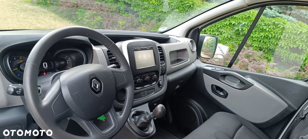 Renault Trafic - 10