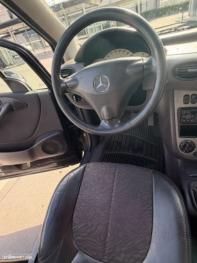 Mercedes-Benz A 140 - 14