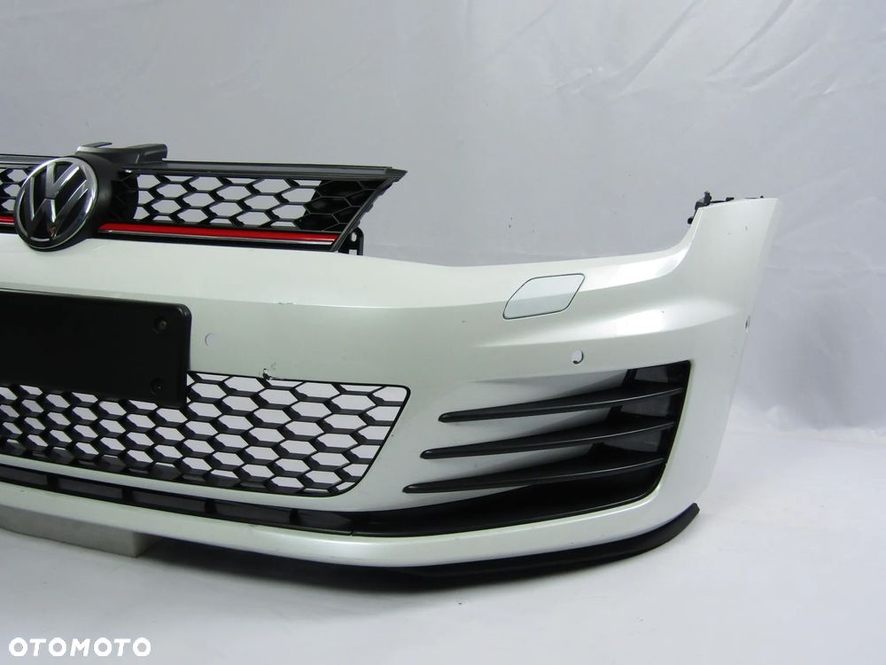 Zderzak przedni VW Golf 7 12 - 17 GTI Sprysk. / Pdc-6 Kod lakieru LOK1 L0K1 - 12