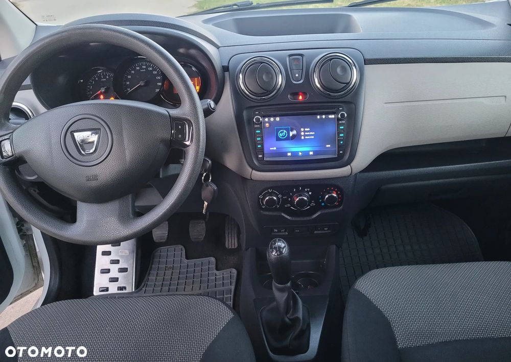 Dacia Lodgy 1.5 dCi Laureate - 10