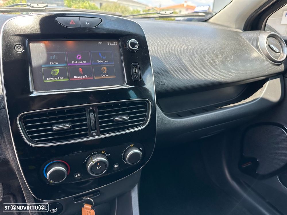 Renault Clio 1.5 dCi Limited - 12
