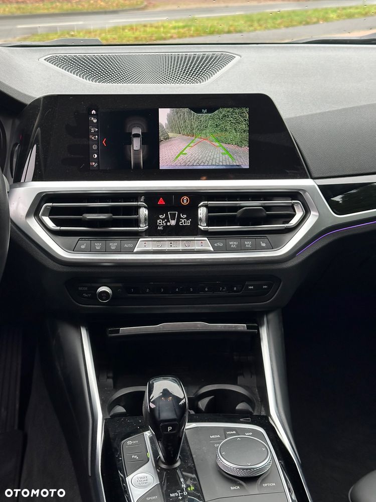 BMW Seria 3 320d Sport Line Shadow sport - 18