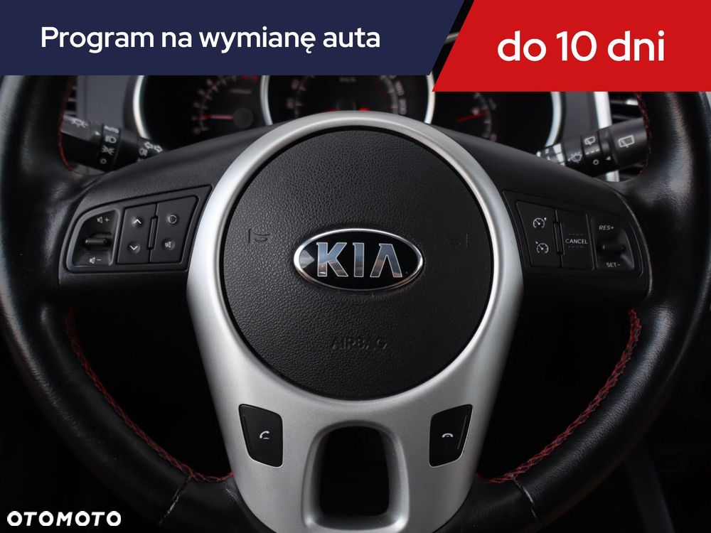 Kia Venga - 22