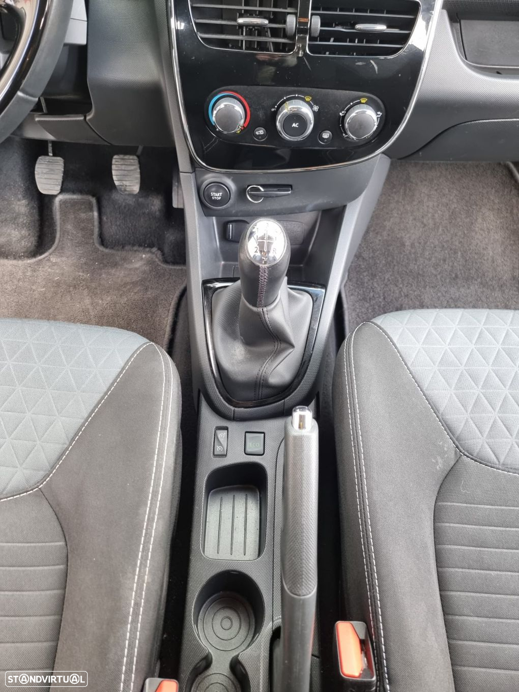 Renault Clio 1.5 dCi Dynamique S - 17