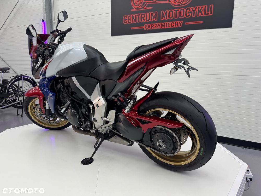 Honda CB - 7