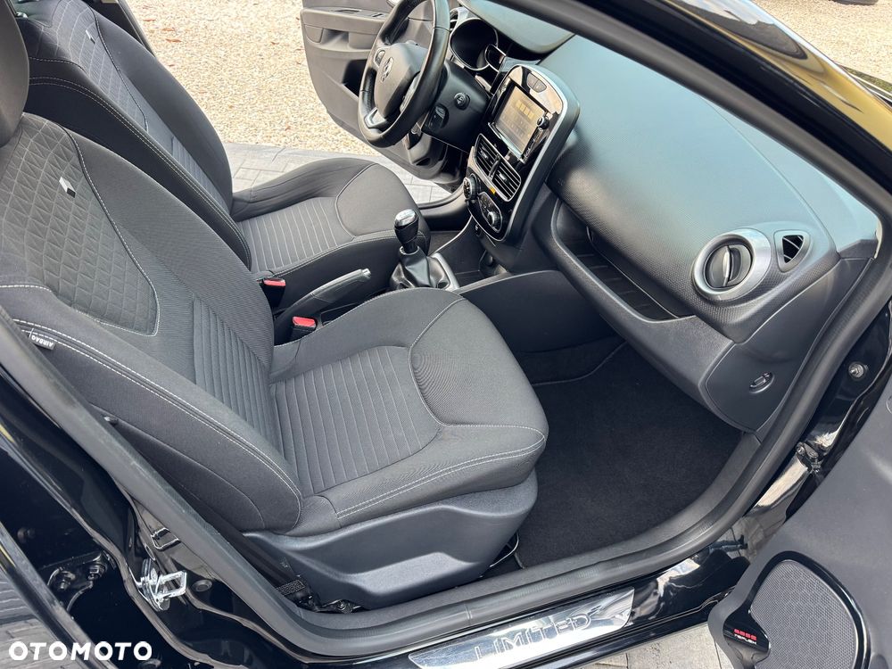 Renault Clio 1.2 16V 75 Limited - 28
