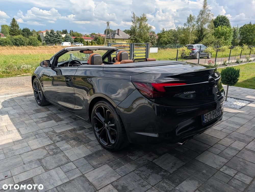 Opel Cascada 2.0 CDTI Cosmo S&S - 10