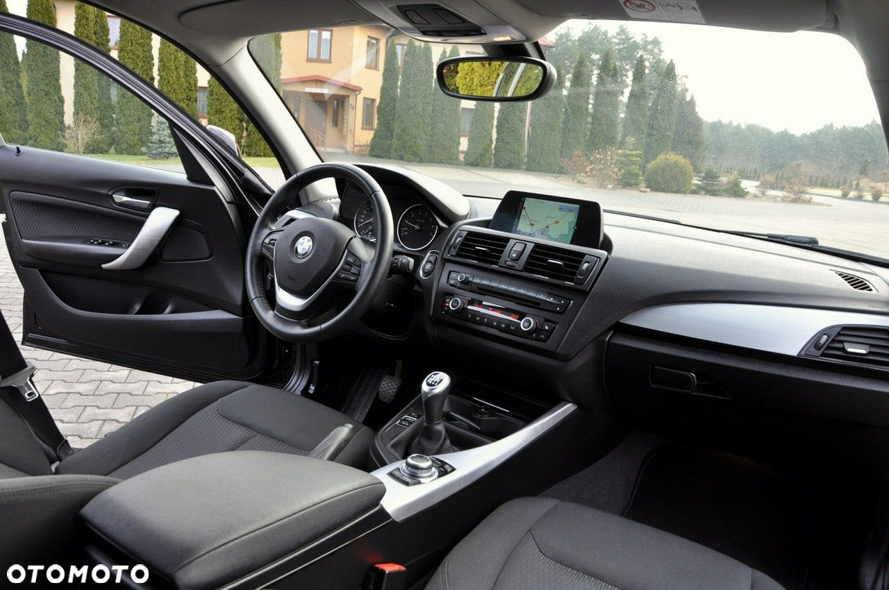 BMW Seria 1 118i Sport Line - 24