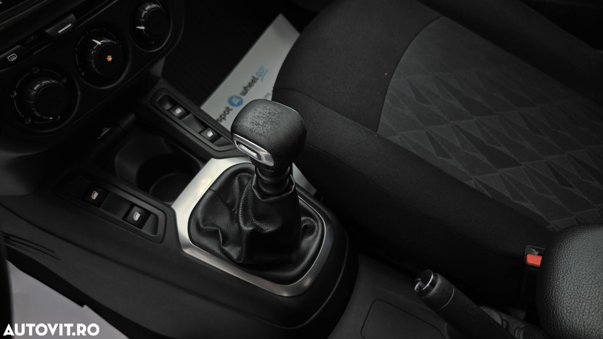 Citroën C-Elysée 1.5 BlueHDi 100 S&S BVM6 Feel - 17