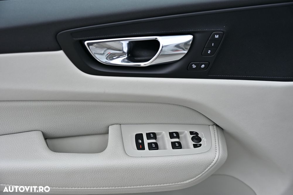 Volvo XC 60 D4 AWD Geartronic Inscription - 25