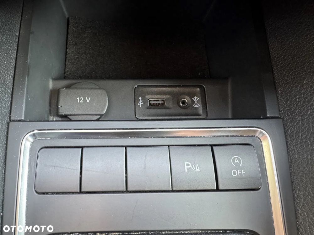 Volkswagen Jetta 1.4 TSI BMT Comfortline - 13