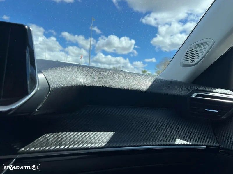 Peugeot 2008 1.2 PureTech Allure - 13