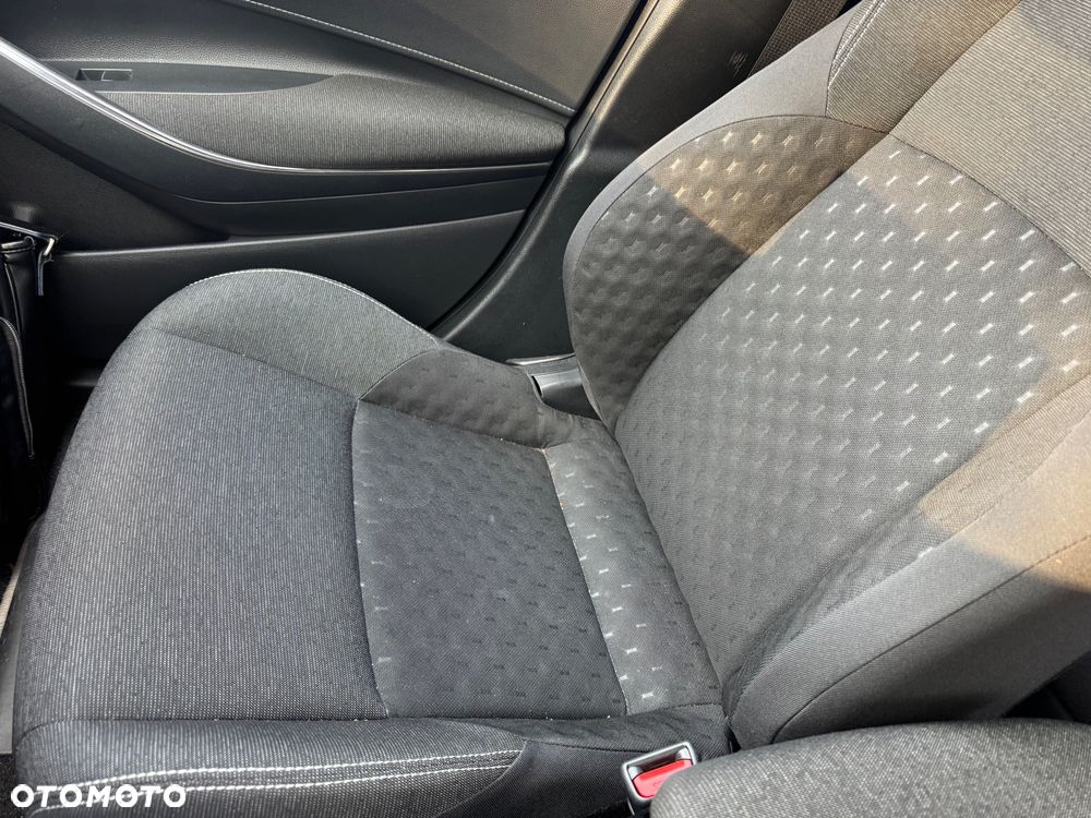 Toyota Corolla 1.8 Hybrid Comfort - 28