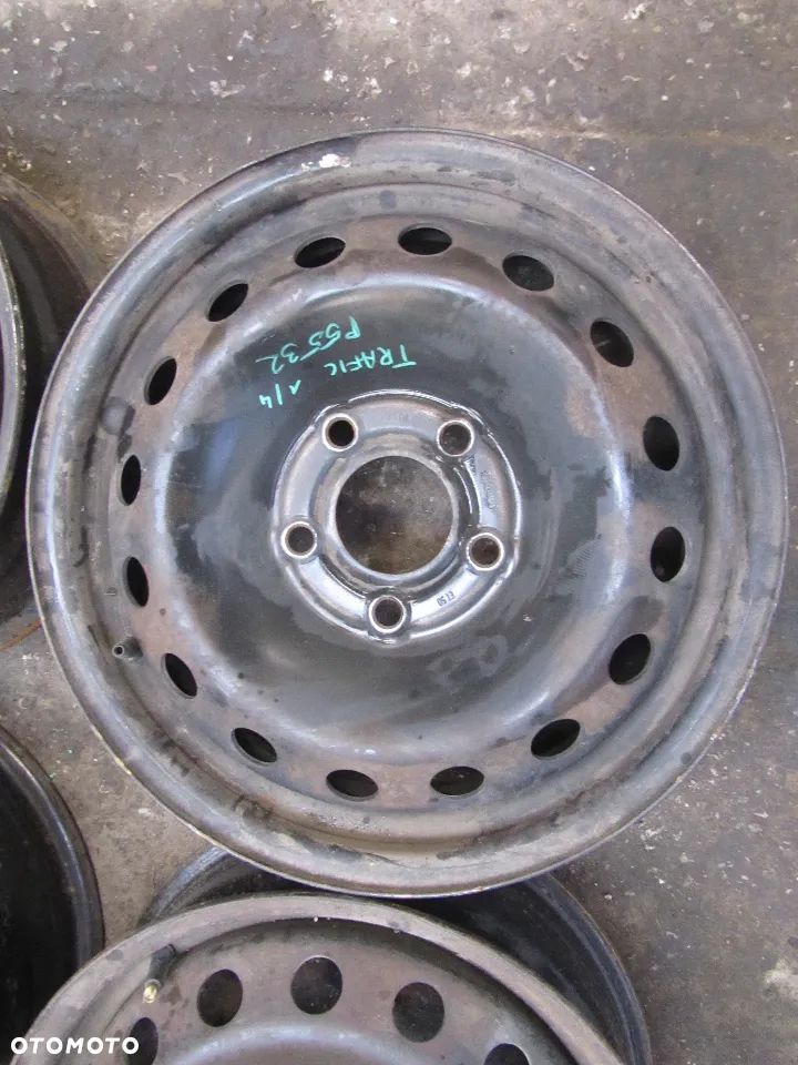 Felga Stalowa x4  Renault Trafic-Vivaro - 2