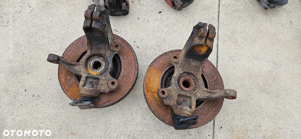 Zwrotnica piasta lewa prawa przód zacisk jarzmo wahacz tarcza Ford Mondeo Mk4 2,2 TDCI 2008r - 14