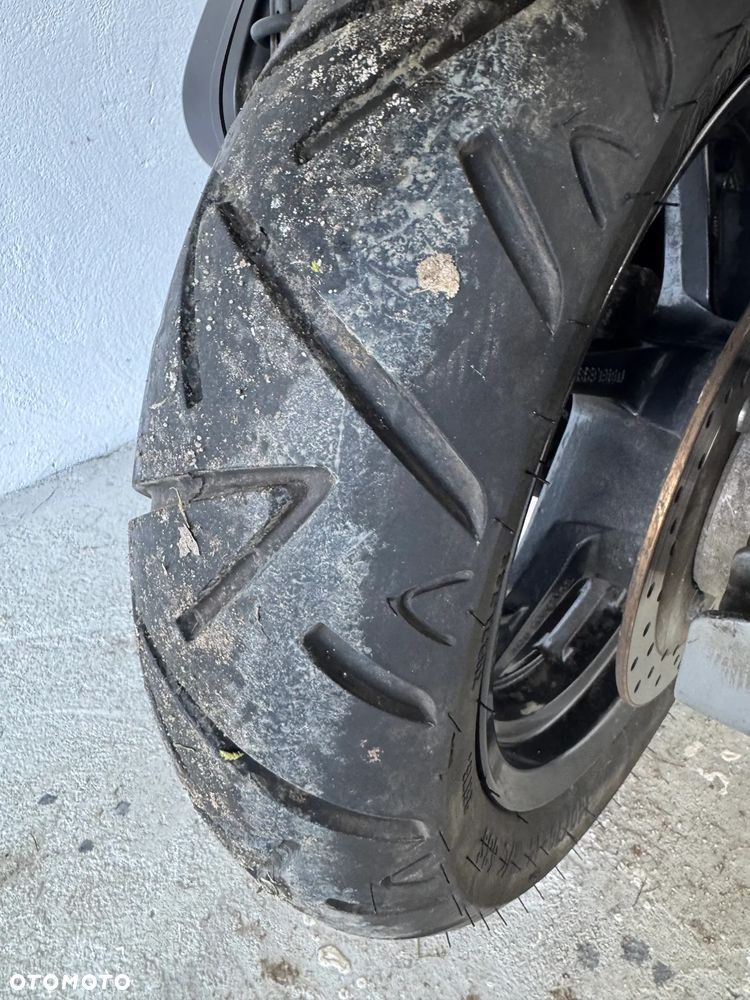Yamaha X-max - 19