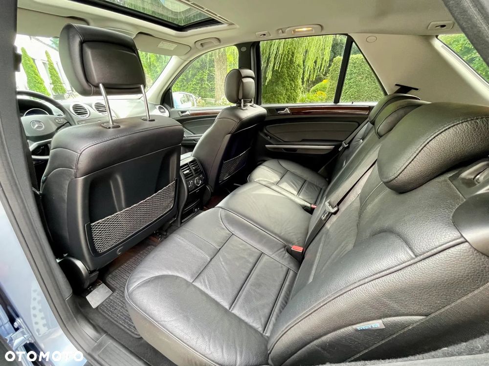 Mercedes-Benz ML - 18