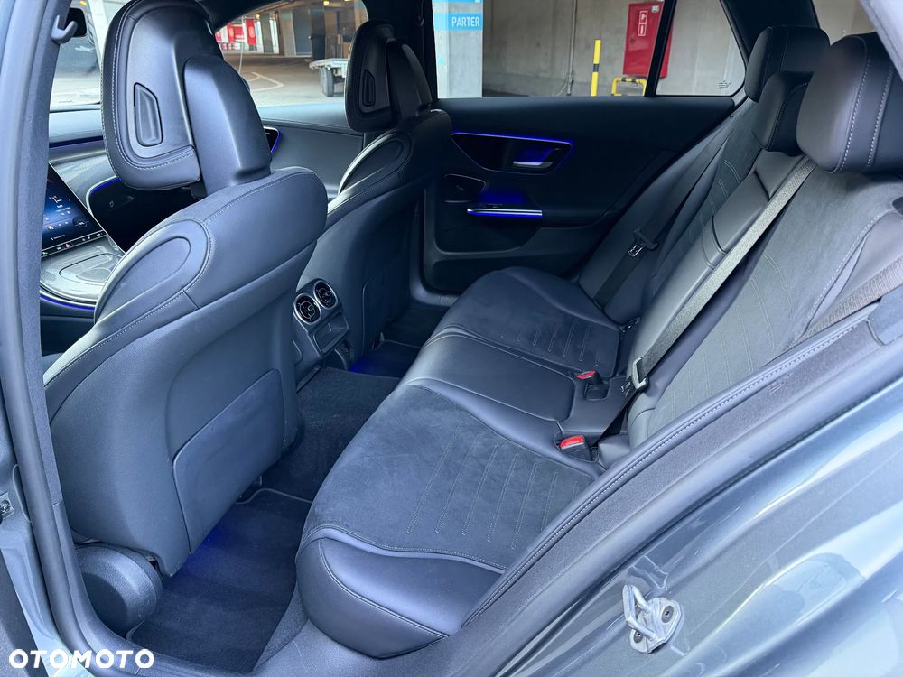 Mercedes-Benz Klasa C 220 d 9G-TRONIC AMG Line - 23