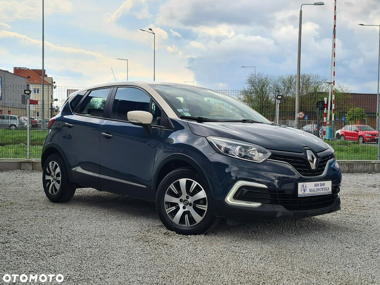 Renault Captur 1.2 TCe Intens EDC - 3