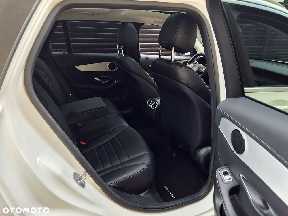 Mercedes-Benz GLC 250 4Matic 9G-TRONIC AMG Line - 14