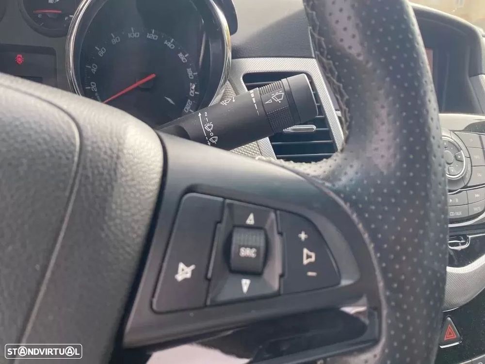 Chevrolet Cruze 2.0 VCDi LT - 12