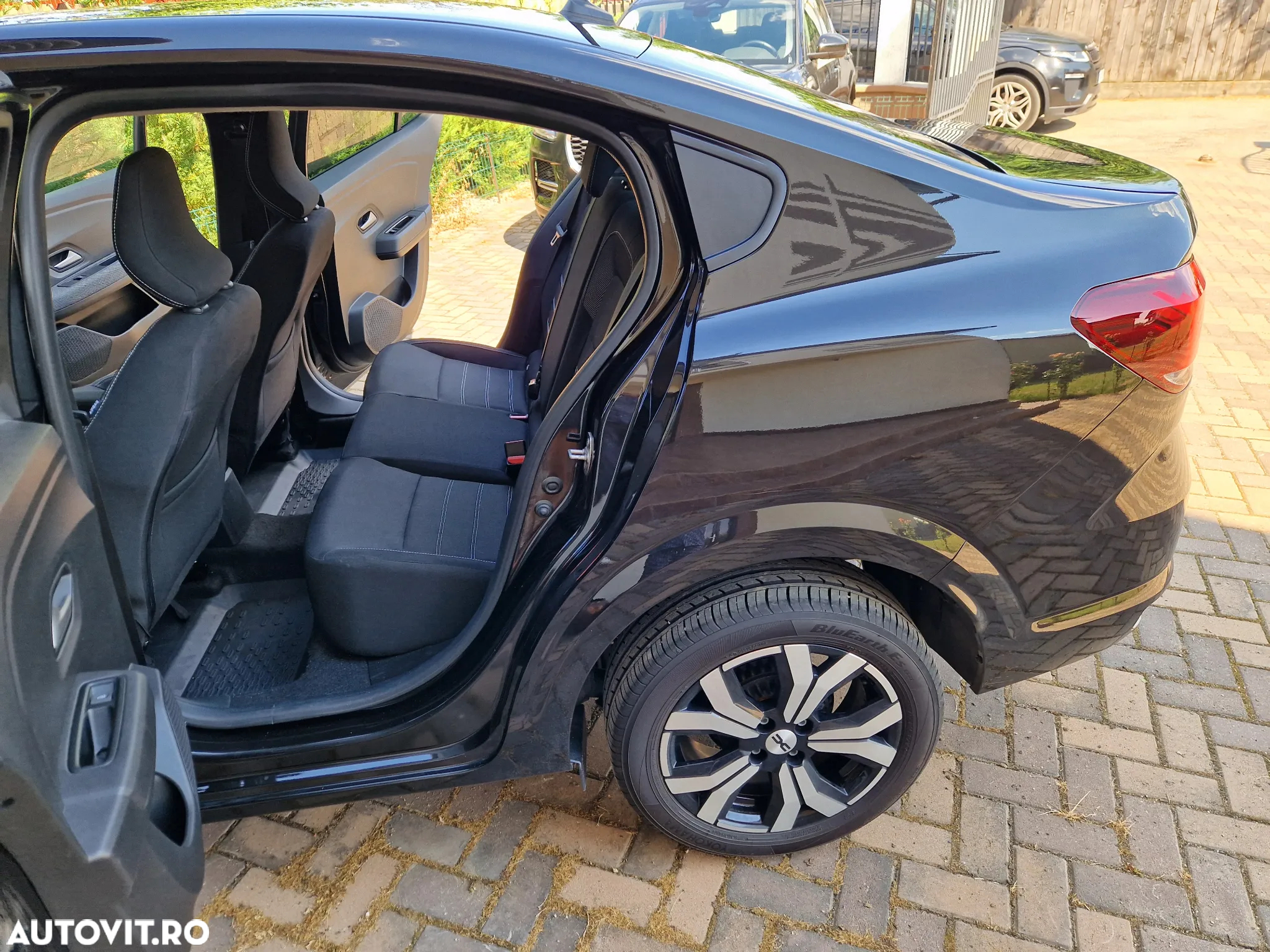 Dacia Logan TCe 90 CVT Prestige - 24