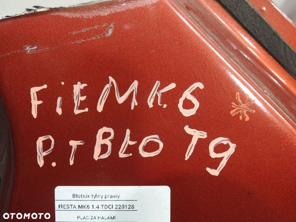 ĆWIARTKA BŁOTNIK PRAWY TYŁ T9 FORD FIESTA MK7 - 8
