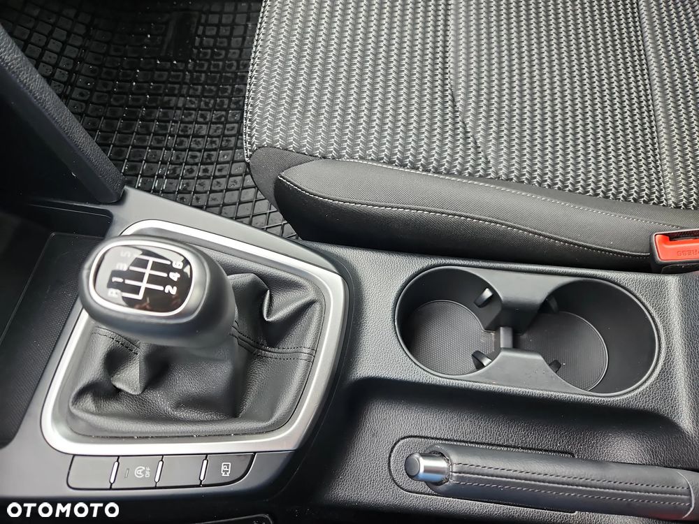 Kia Ceed 1.5 T-GDI M - 14