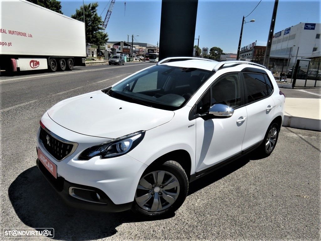 Peugeot 2008 1.2 PureTech Style - 1