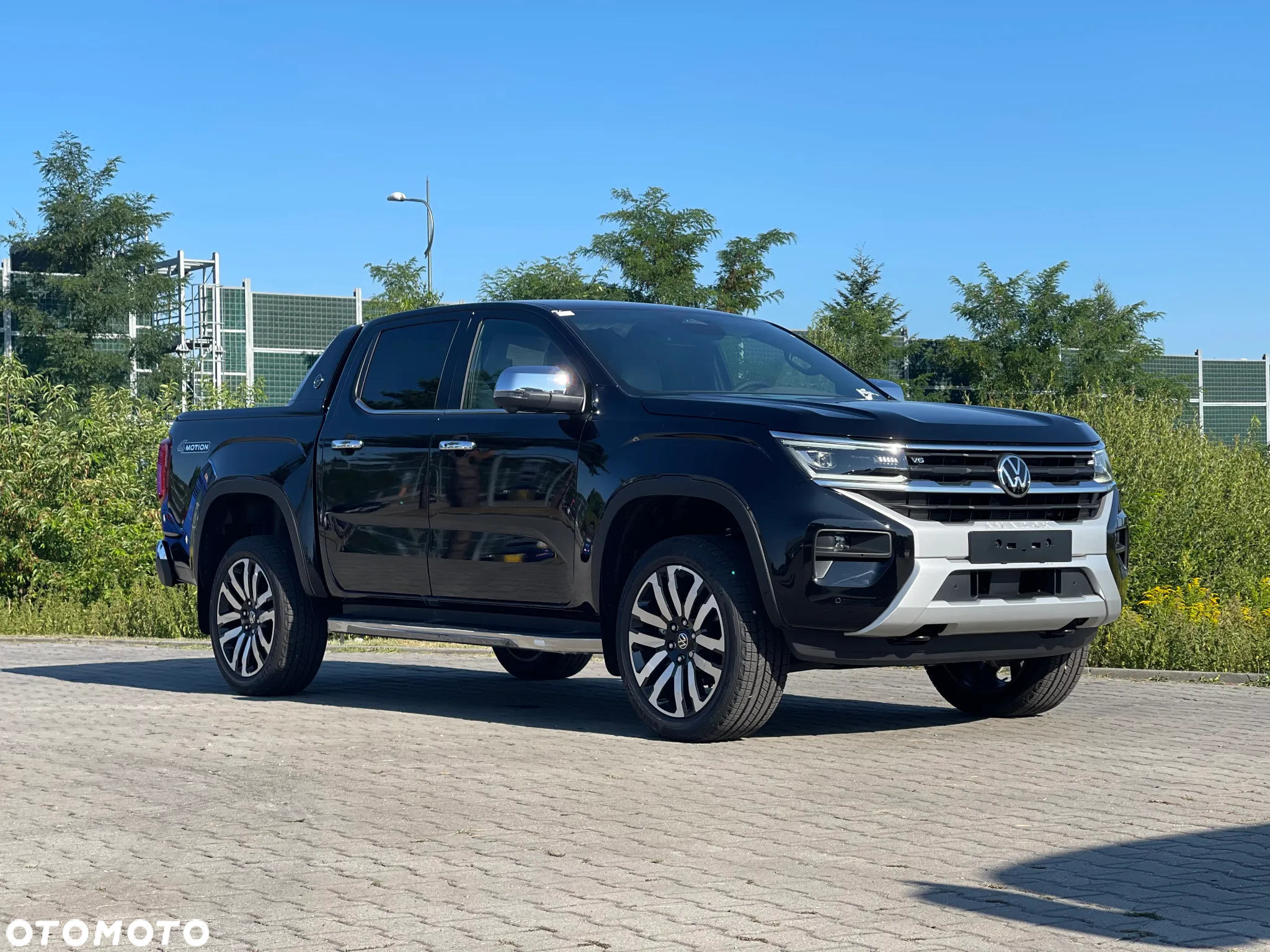 Volkswagen Amarok 3.0 V6 TDI 4Mot Aventura - 3