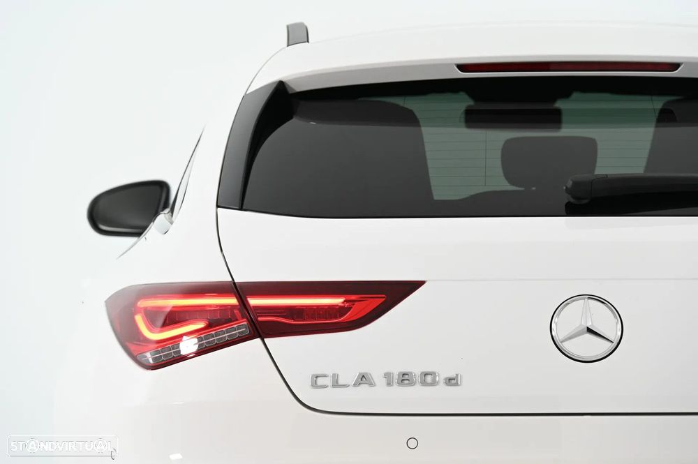 Mercedes-Benz CLA 180 - 11