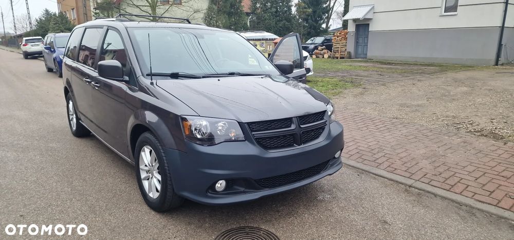 Dodge Grand Caravan - 7