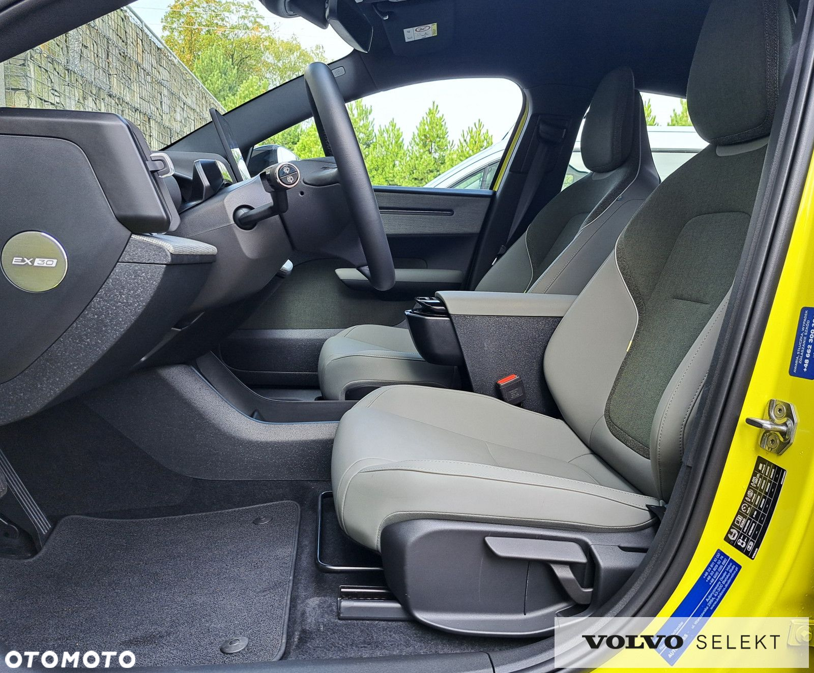 Volvo EX30 - 10