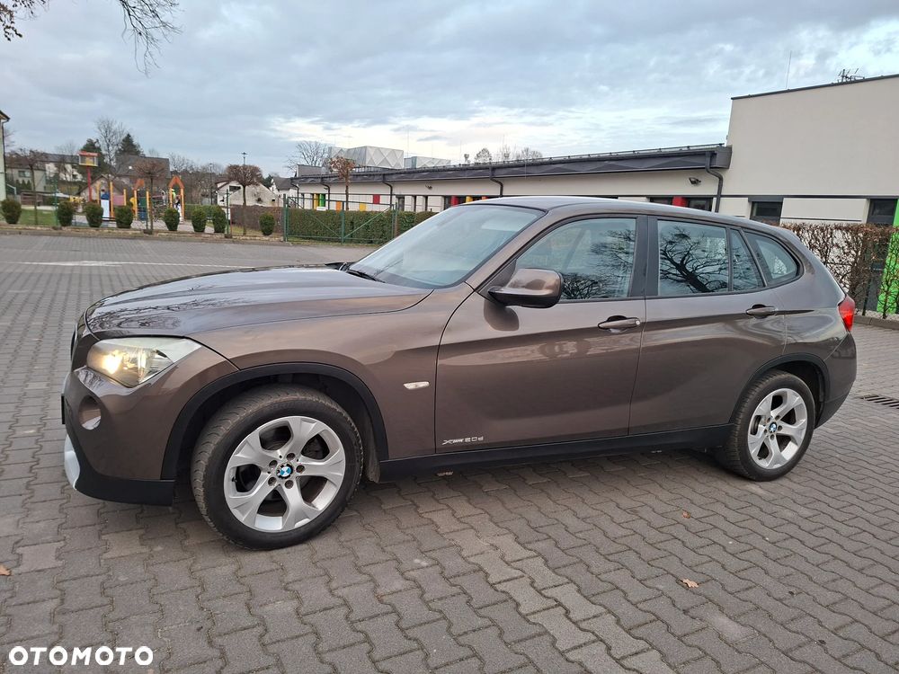 BMW X1 xDrive20d - 10