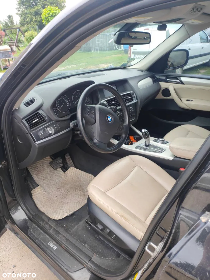 BMW X3 28i xDrive - 4