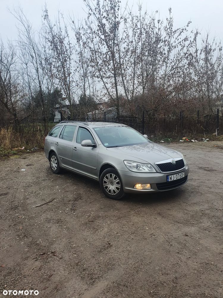 Skoda Octavia 1.6 TDI Ambiente - 8