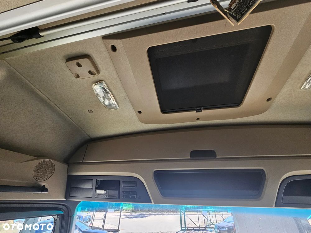 Mercedes-Benz Actros - 13