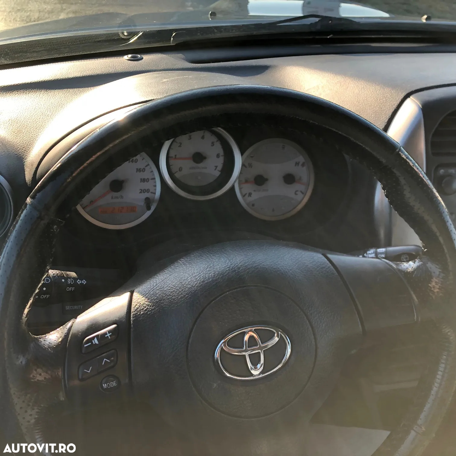Toyota RAV4 2.0 D-4D Executive - 5