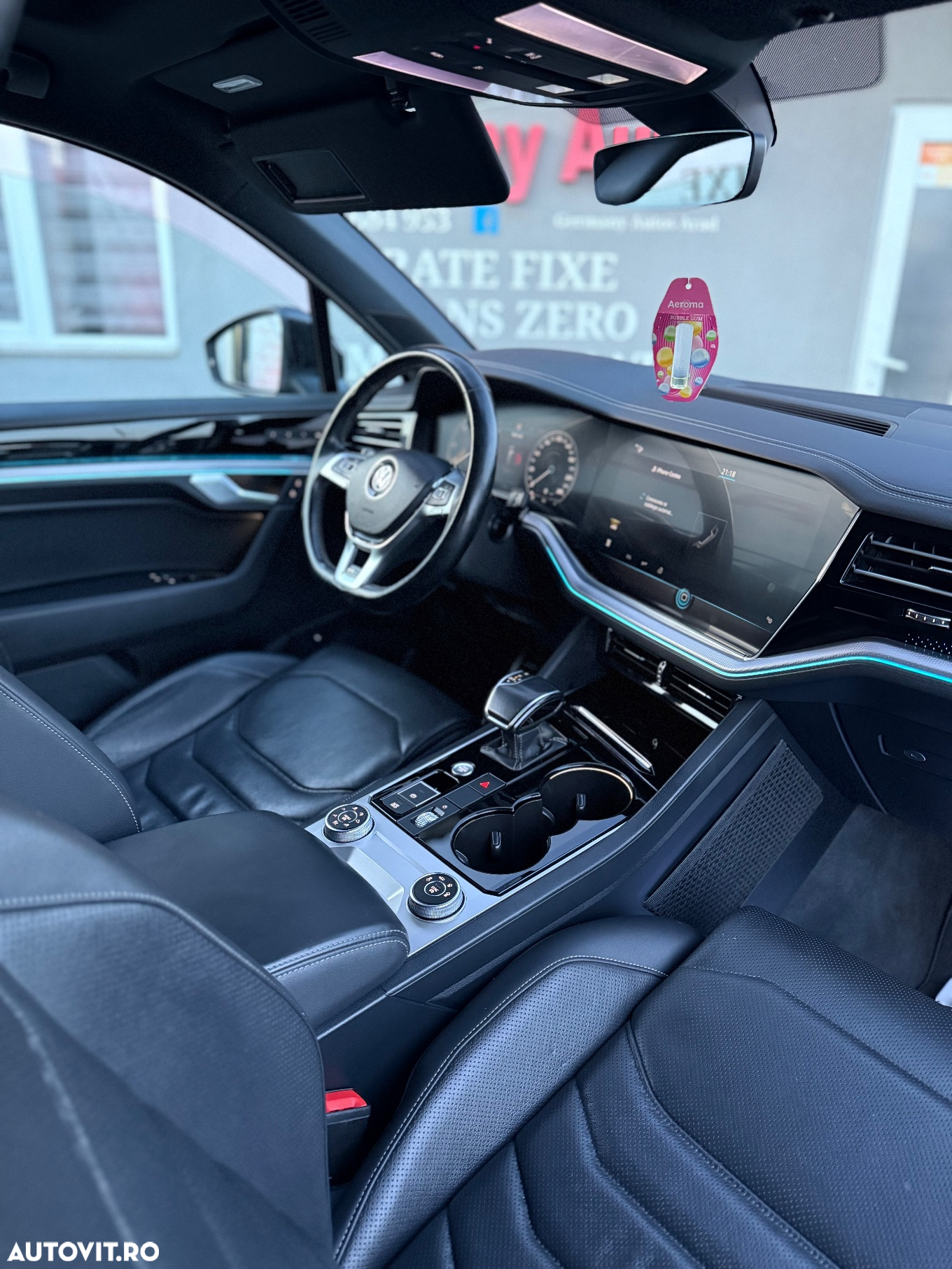 Volkswagen Touareg V6 TDI 4MOTION R-Line - 21