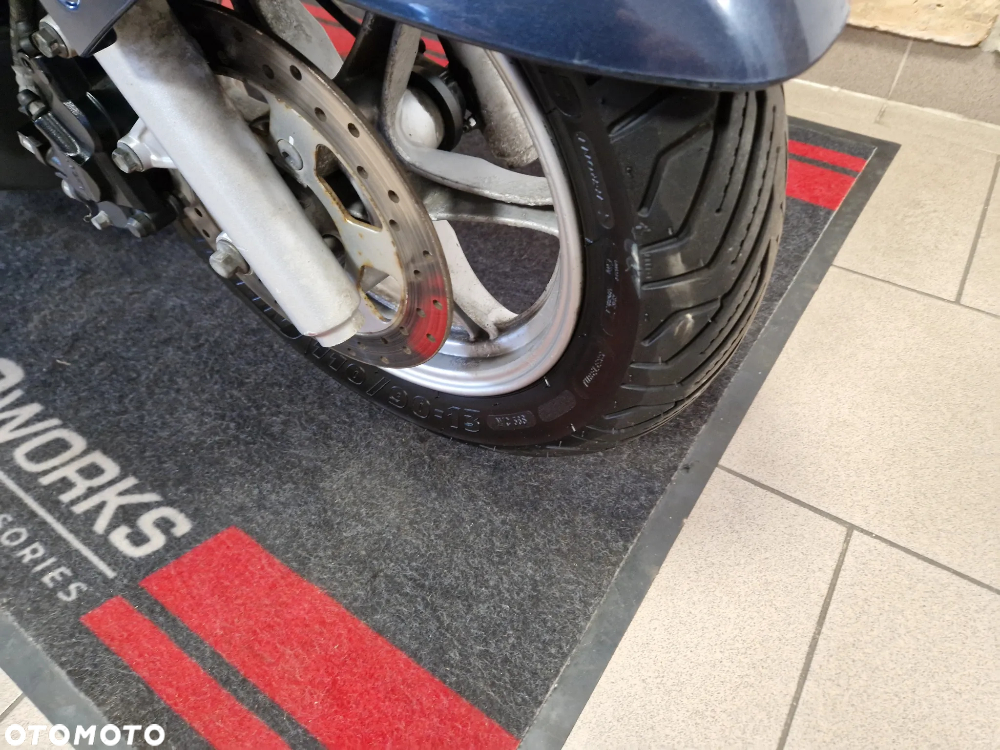 Suzuki Burgman - 24