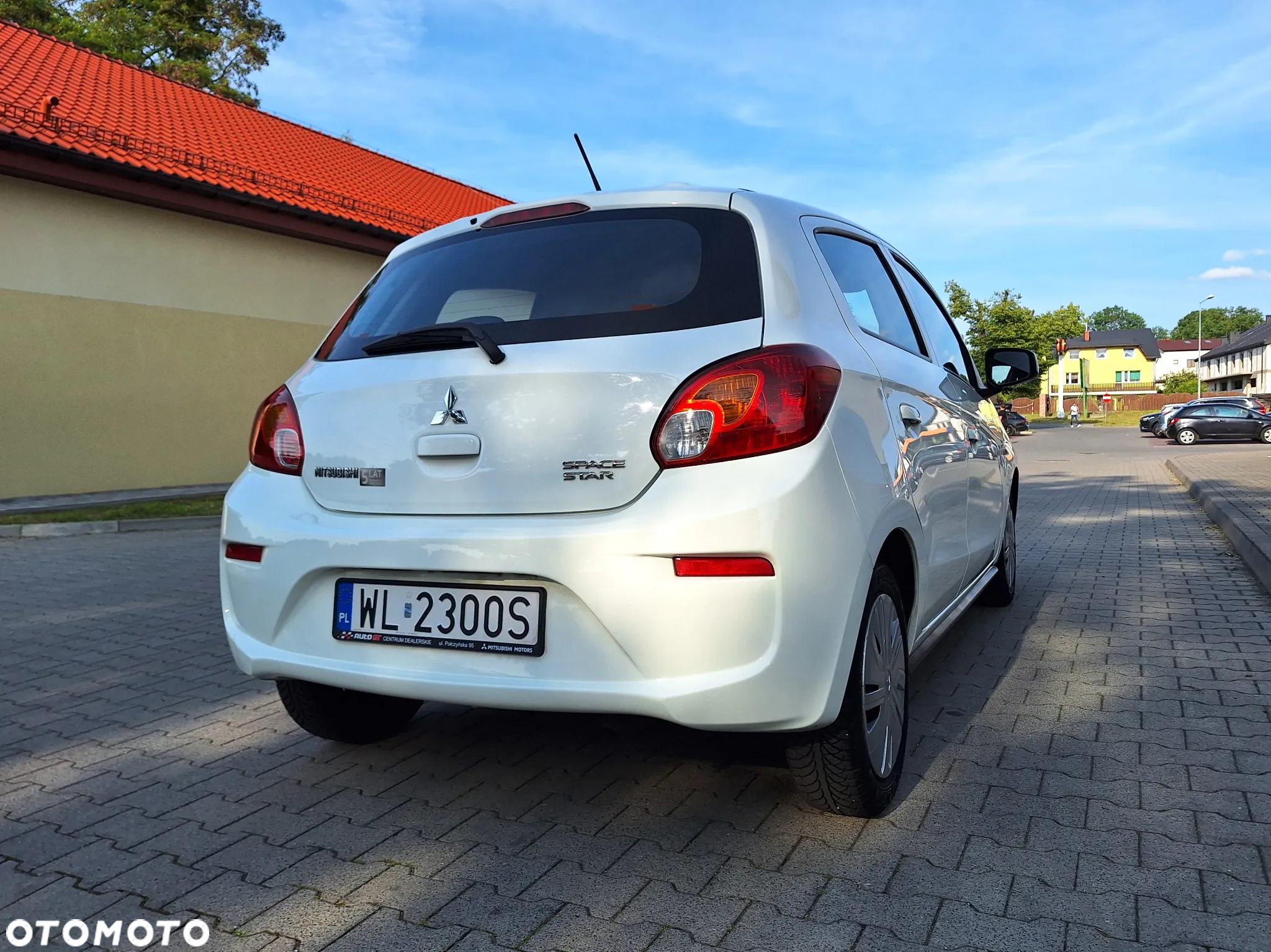 Mitsubishi Space Star 1.0 Inform - 16