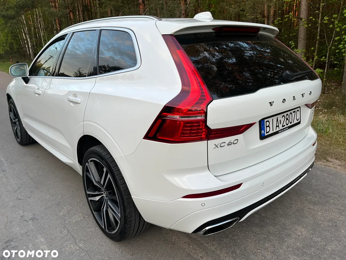 Volvo XC 60 D5 SCR AWD R-Design - 25