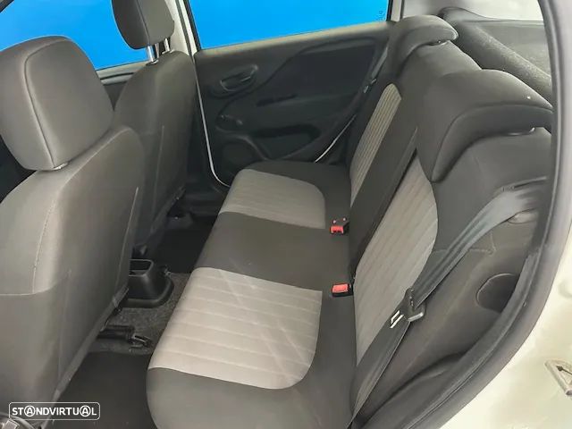 Fiat Punto 1.3 M-Jet Lounge S&S - 11