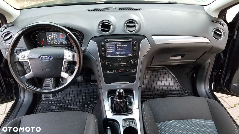 Ford Mondeo 2.0 TDCi Titanium - 20